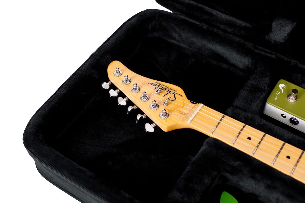 Gator GLELEC Lightweight Universal Electric Guitar Case 13 Gator GLELEC Lightweight Universal Electric Guitar Case
