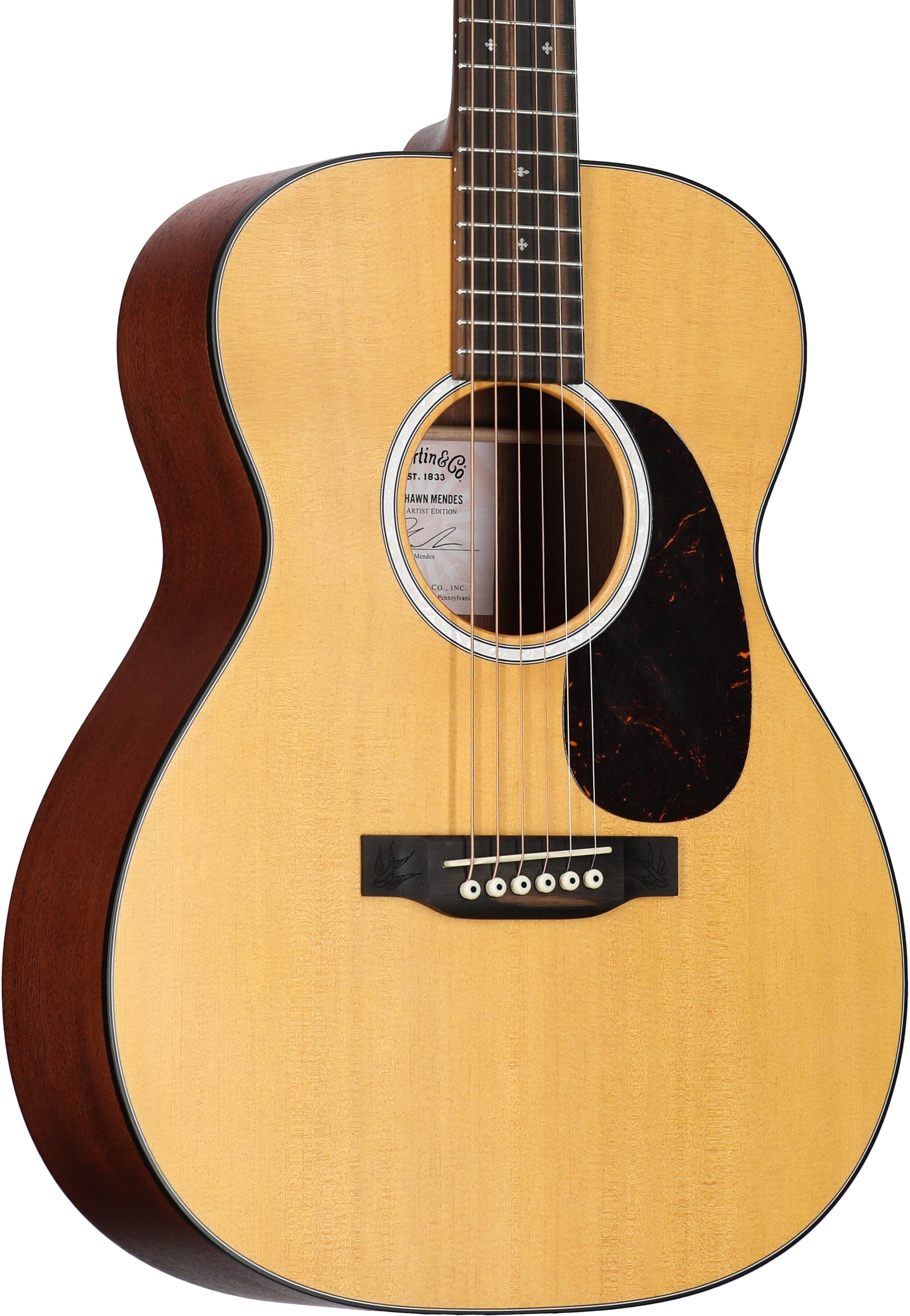 Martin 000JR-10E Shawn Mendes Acoustic-Electric Guitar (with Gig Bag) 1 Martin 000JR-10E Shawn Mendes Acoustic-Electric Guitar (with Gig Bag)