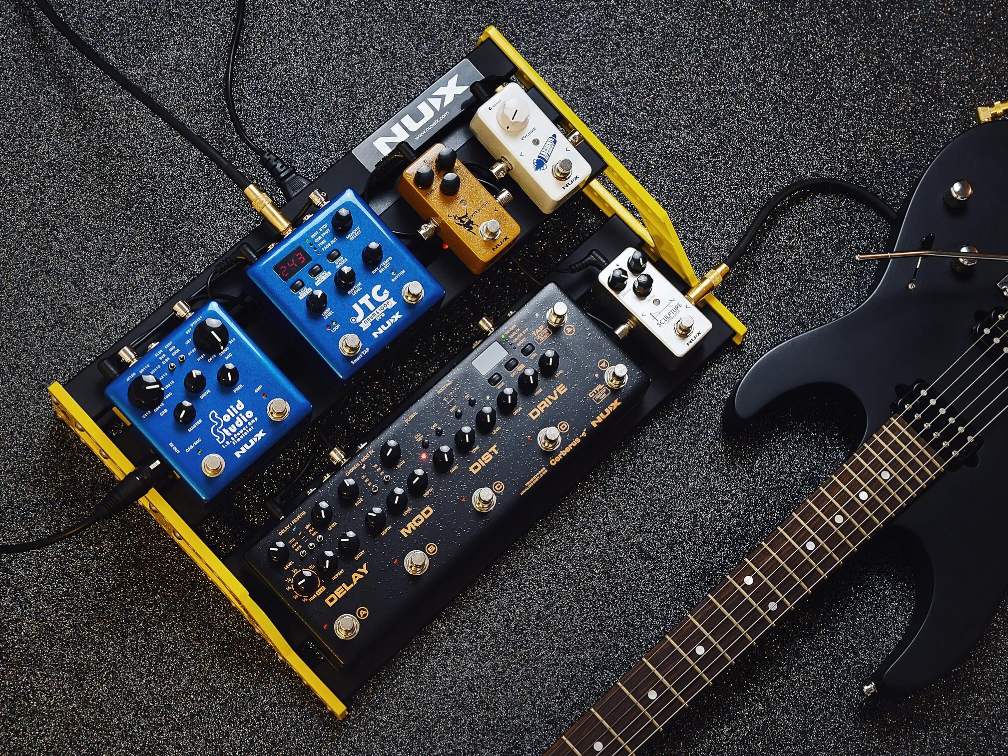 NUX Bumblebee Large Pedalboard 4 NUX Bumblebee Large Pedalboard
