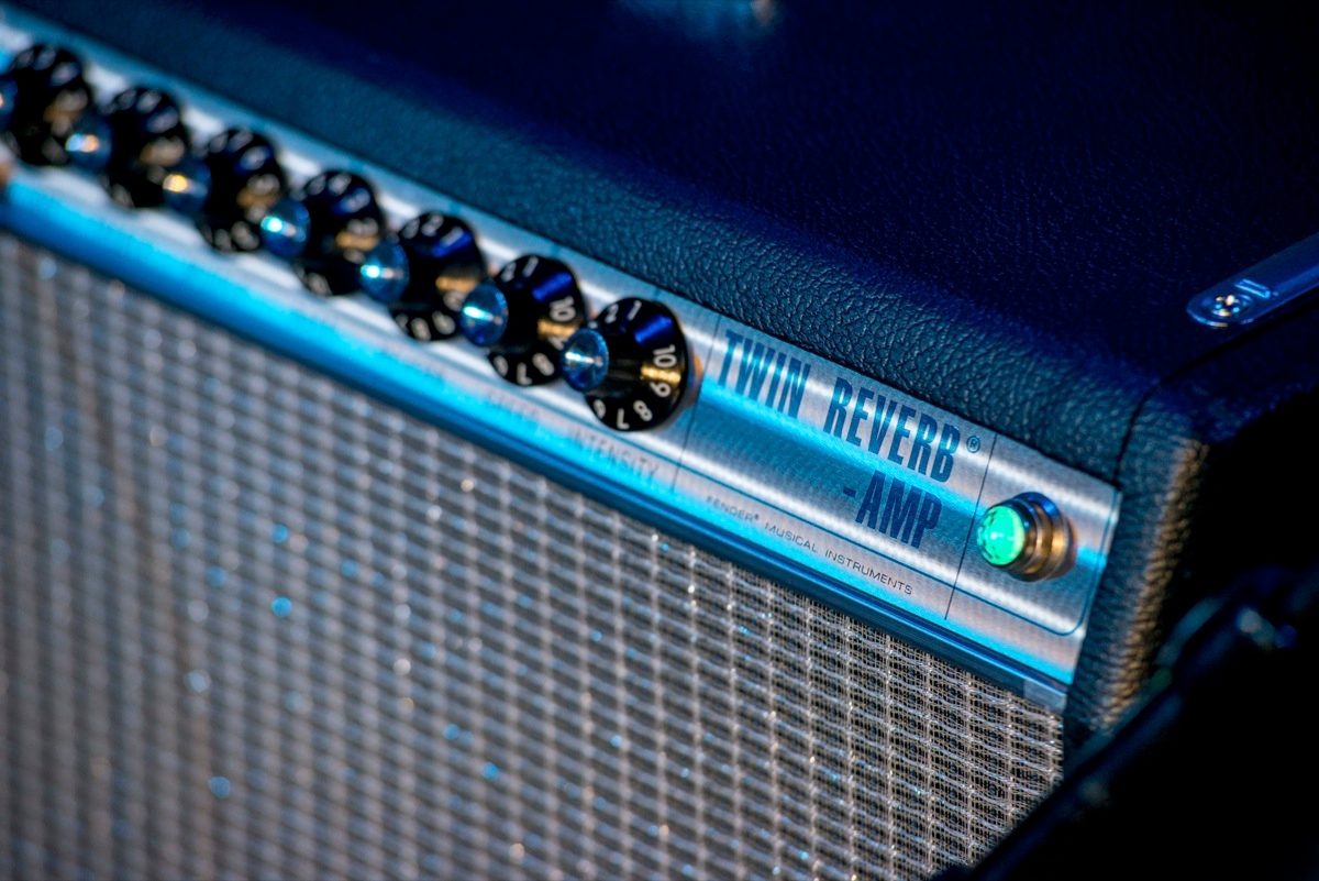 Fender '68 Custom Twin Reverb Guitar Combo Amplifier 2 Fender '68 Custom Twin Reverb Guitar Combo Amplifier