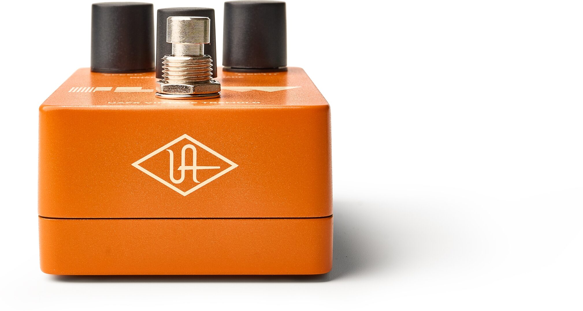 Universal Audio Flow Vintage Tremolo Pedal 3 Universal Audio Flow Vintage Tremolo Pedal