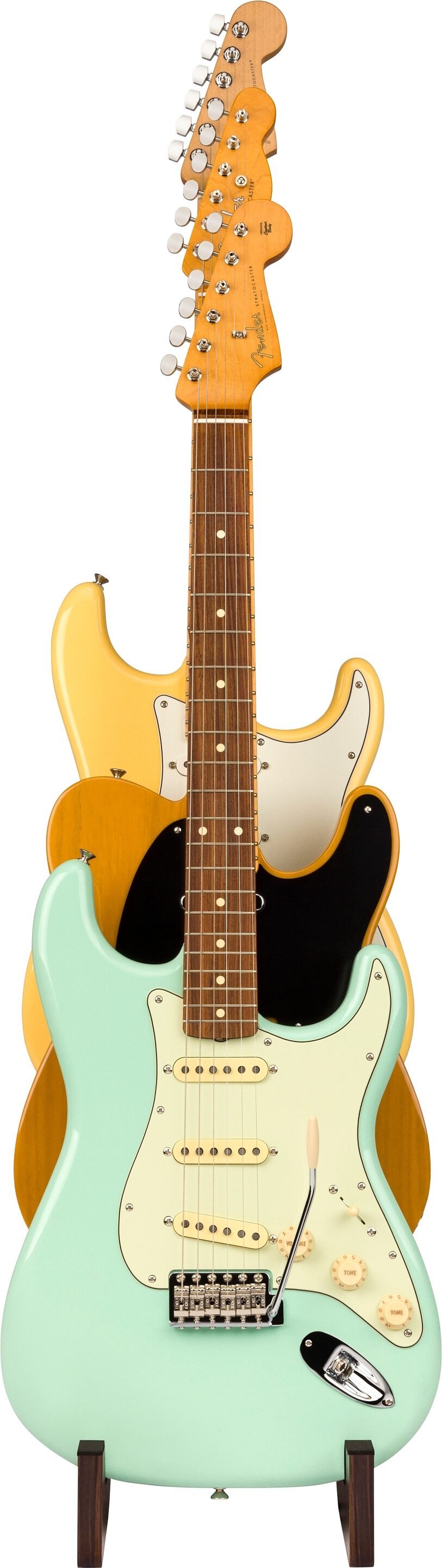 Fender Deluxe Wooden 3-Tier Guitar Stand 5 Fender Deluxe Wooden 3-Tier Guitar Stand