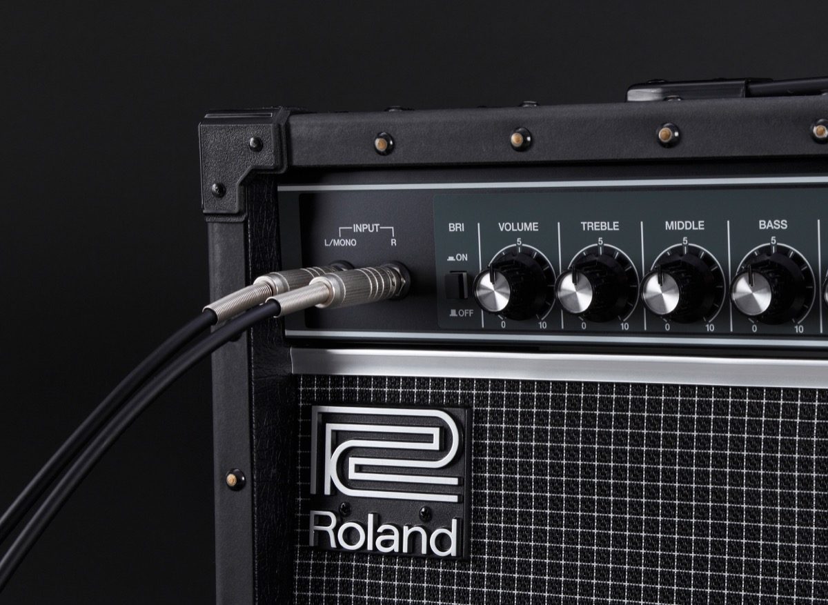 Roland JC-40 Jazz Chorus Guitar Combo Amplifier 3 Roland JC-40 Jazz Chorus Guitar Combo Amplifier