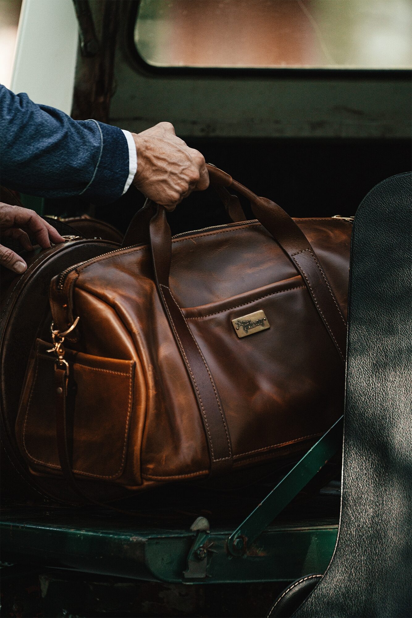 Gibson Lifton Leather Duffel Bag 3 Gibson Lifton Leather Duffel Bag