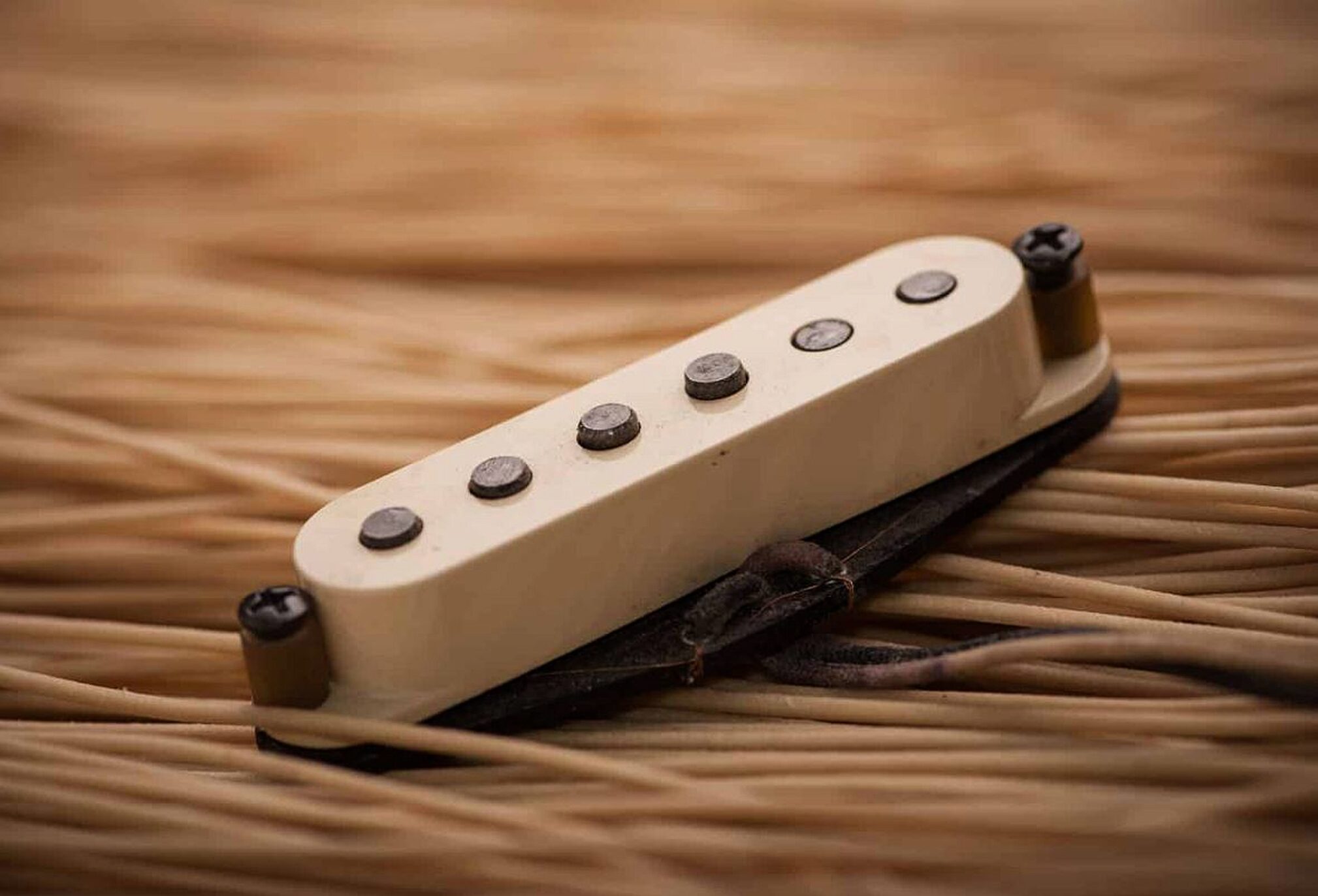 Seymour Duncan Antiquity Texas Hot Stratocaster Pickup Set 2 Seymour Duncan Antiquity Texas Hot Stratocaster Pickup Set