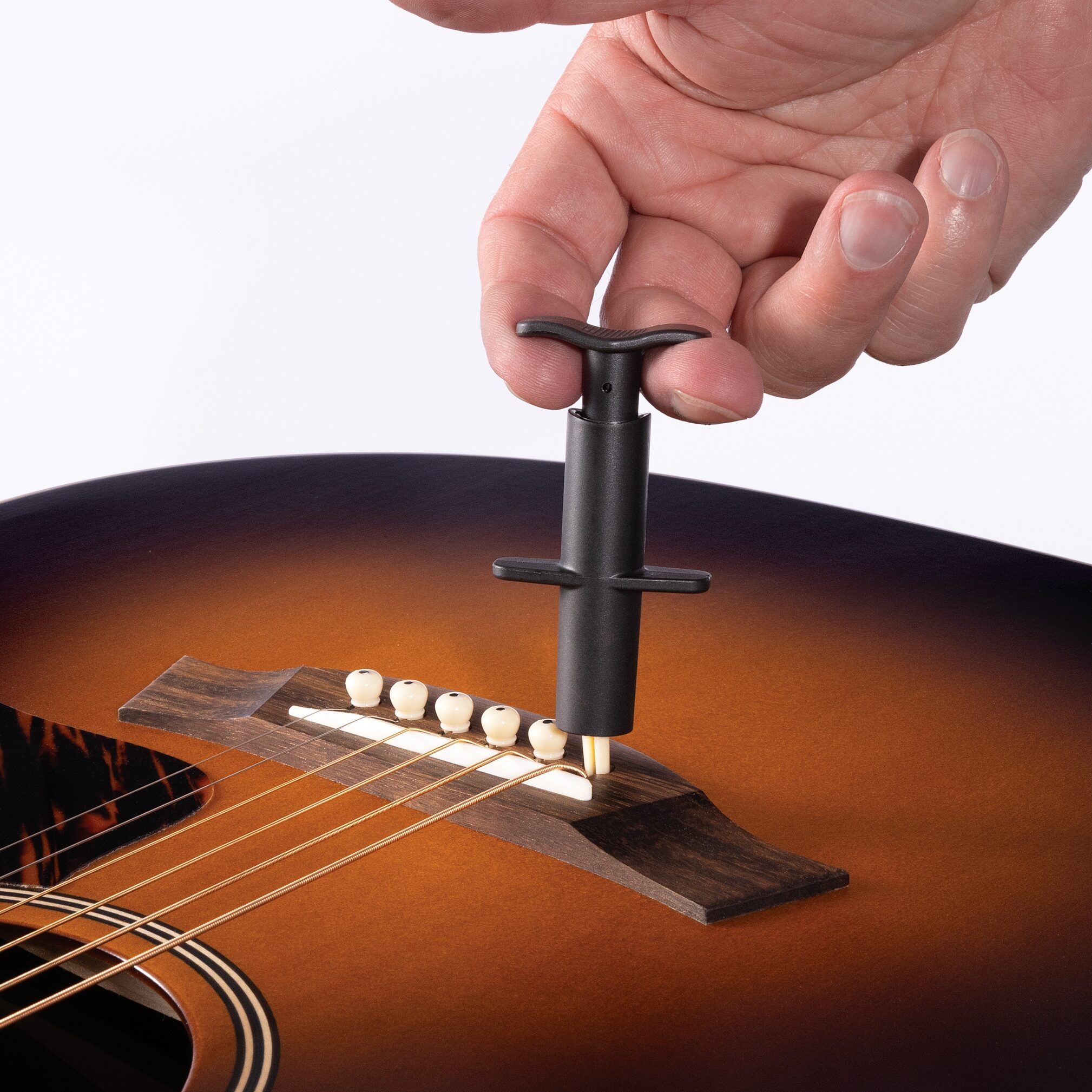D'Addario PW-BPP-01 Bridge Pin Puller 5 D'Addario PW-BPP-01 Bridge Pin Puller