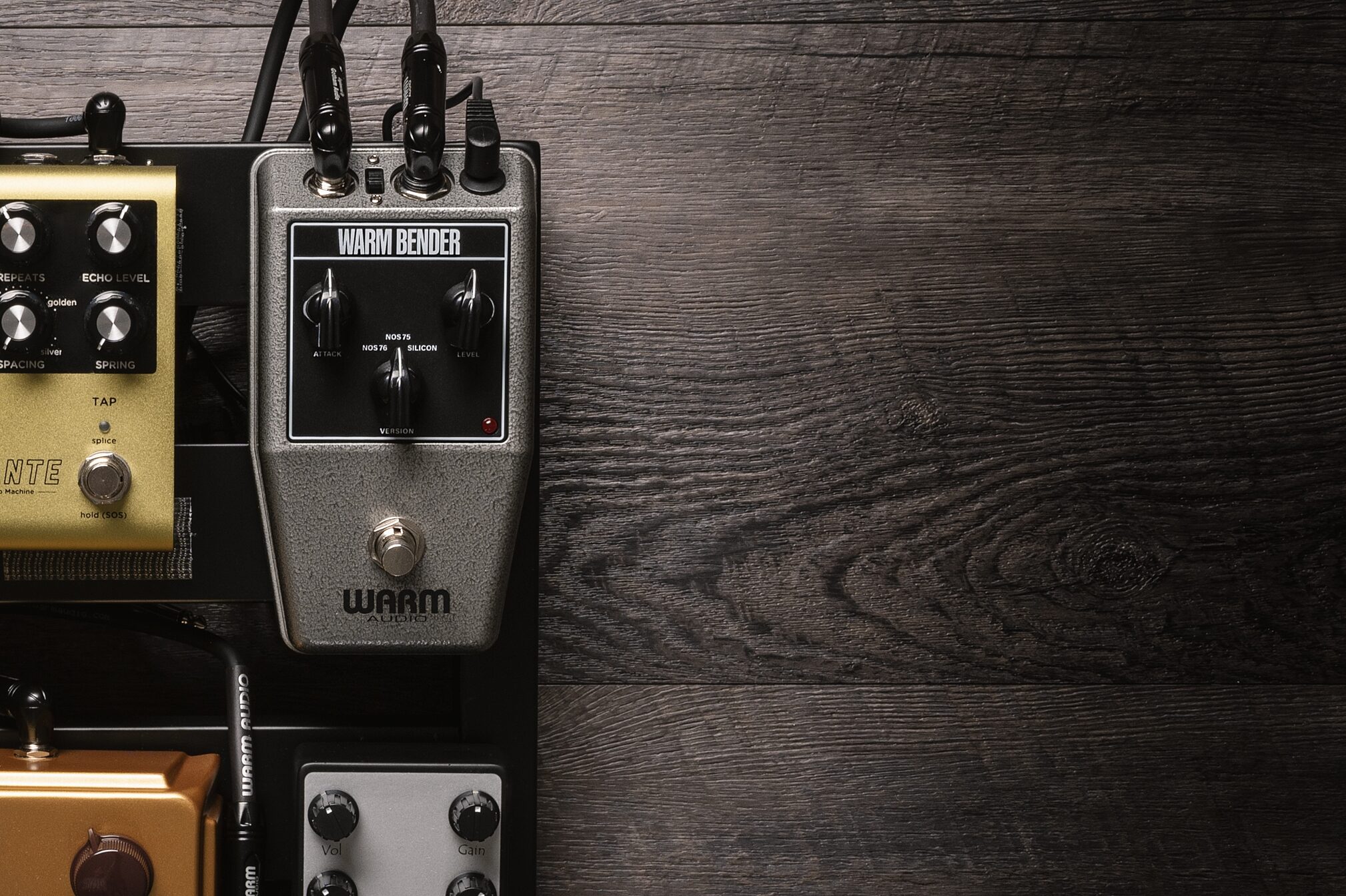 Warm Audio Warm Bender Selectable 3 Circuit Fuzz Pedal 6 Warm Audio Warm Bender Selectable 3 Circuit Fuzz Pedal