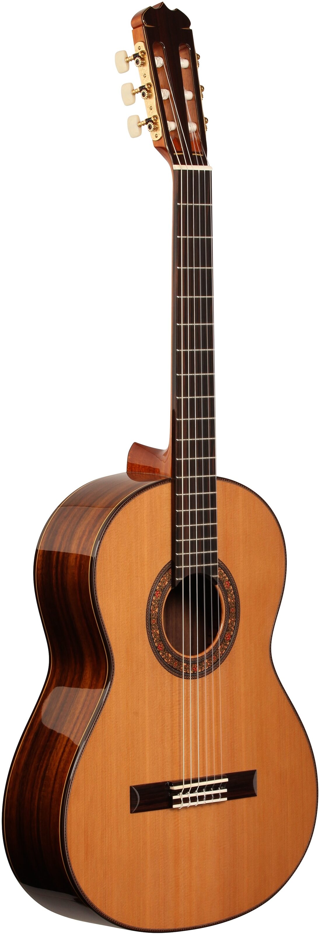 Alvarez Yairi CYM75 Masterworks Classical Acoustic Guitar (with Case) 6 Alvarez Yairi CYM75 Masterworks Classical Acoustic Guitar (with Case)