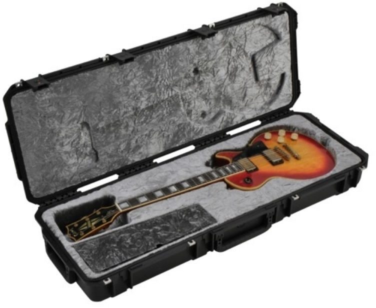 SKB 3i Series Waterproof Rolling Classical Guitar Case 4 SKB 3i Series Waterproof Rolling Classical Guitar Case