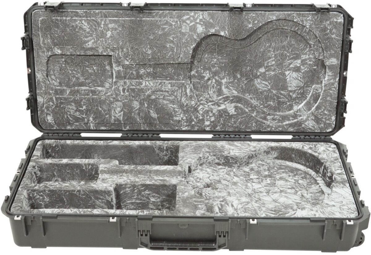 SKB iSeries Waterproof 335-Type Guitar Case 1 SKB iSeries Waterproof 335-Type Guitar Case