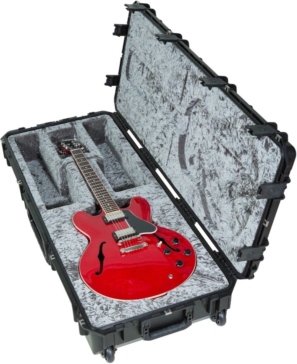 SKB iSeries Waterproof 335-Type Guitar Case 7 SKB iSeries Waterproof 335-Type Guitar Case