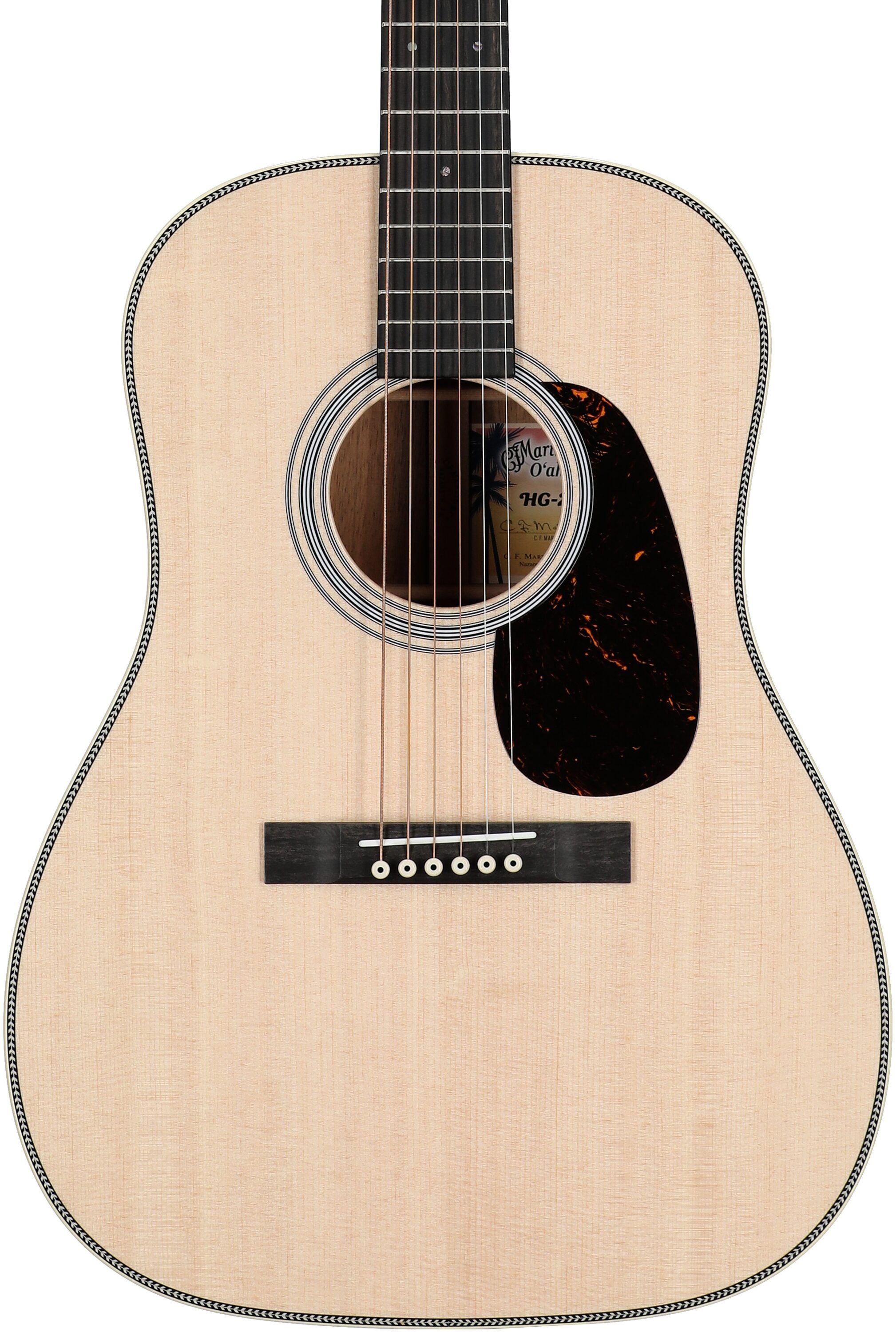 Martin O'ahu HG-28 Special Edition Acoustic Guitar (with Case) 5 Martin O'ahu HG-28 Special Edition Acoustic Guitar (with Case)