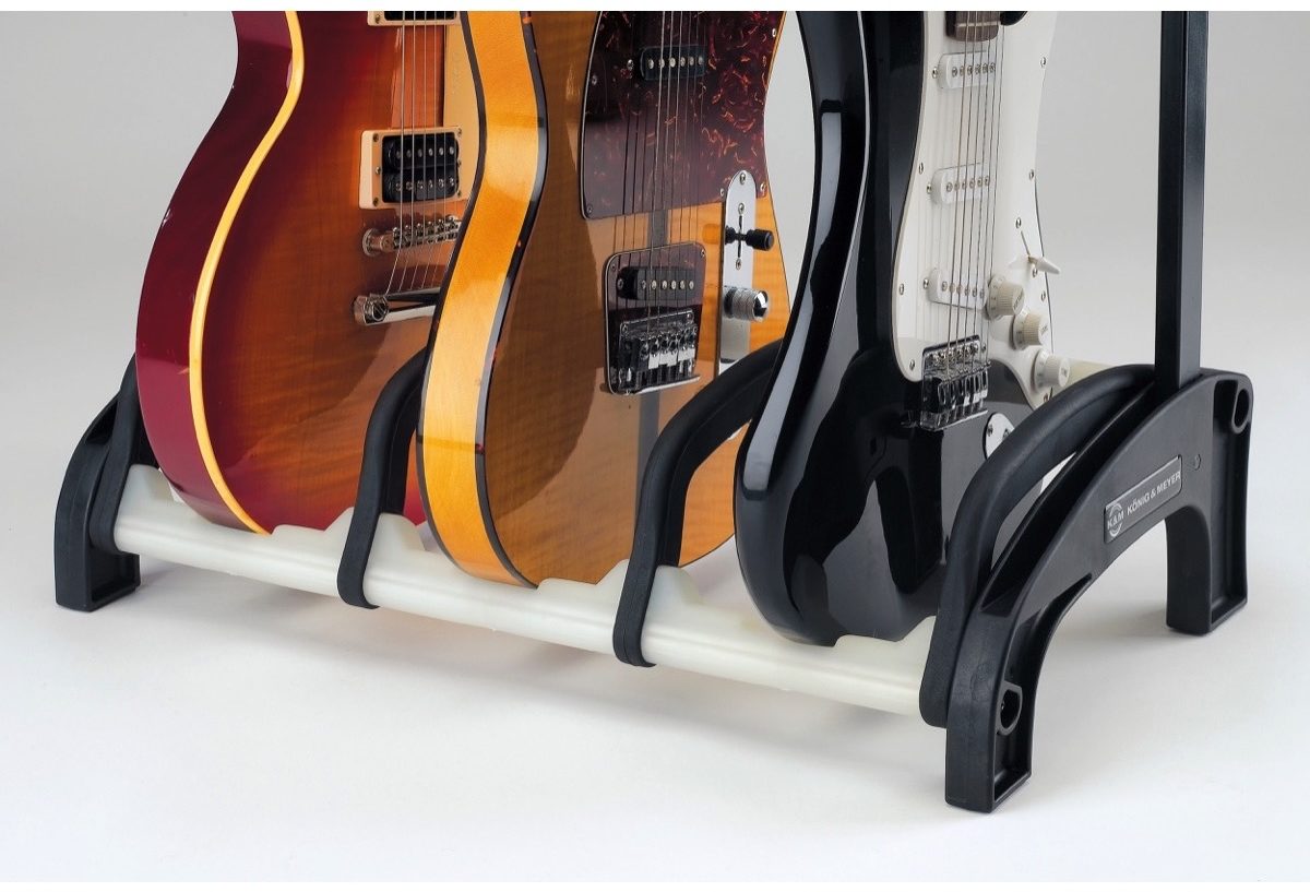 K&M Guardian Series Multi-Guitar Guitar Stand 3 K&M Guardian Series Multi-Guitar Guitar Stand