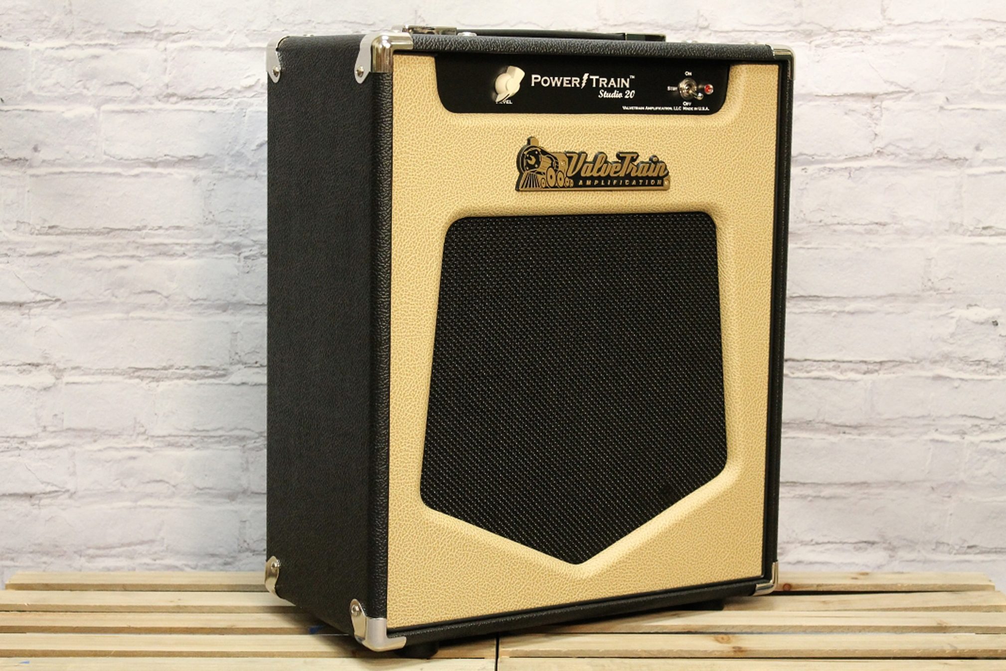 ValveTrain PowerTrain Studio 20 Modeling Guitar Speaker (20 Watts, 1x10") 5 ValveTrain PowerTrain Studio 20 Modeling Guitar Speaker (20 Watts, 1x10")