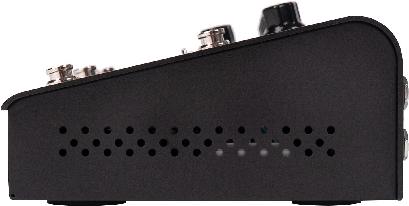 Blackstar Dept. 10 Amped 3 3-Channel Floorboard Amp (100 Watts) 3 Blackstar Dept. 10 Amped 3 3-Channel Floorboard Amp (100 Watts)